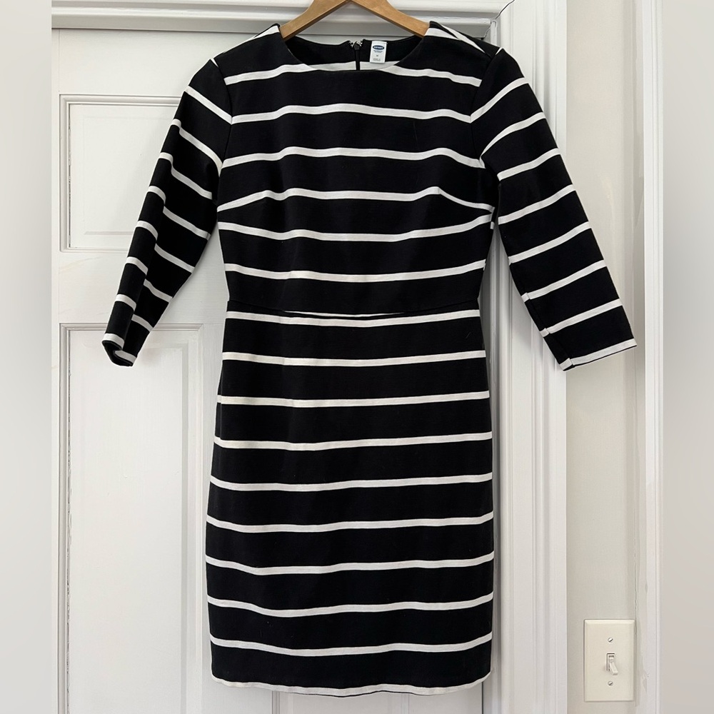 Boat dress after beach zip back bust darts striped nautical dress size Medium
